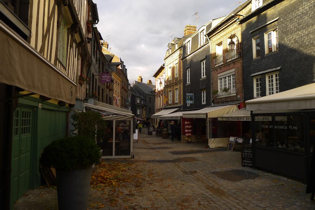 La Compagnie De La Ville Honfleur Bagian luar foto